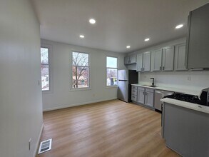 38 Woessner Ave in Pittsburgh, PA - Building Photo - Building Photo