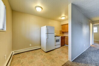 LoHi Haven - Spacious 2 Bedroom Unit in Denver, CO - Foto de edificio - Interior Photo