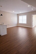 118 Elm St in Newark, NJ - Building Photo - Building Photo