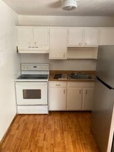 760 W Main St, Unit 205 in Kent, OH - Foto de edificio - Building Photo