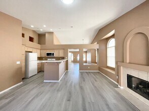 3412 Outlook Point St in North Las Vegas, NV - Building Photo - Building Photo