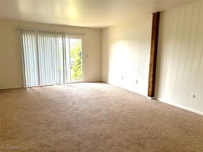 4313 Earl Dr in Steubenville, OH - Building Photo - Building Photo