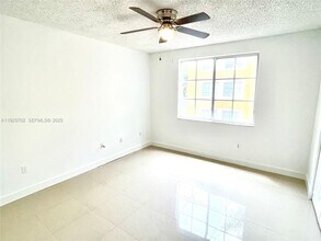 2080 W Preserve Way in Miramar, FL - Foto de edificio - Building Photo
