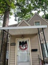 1817 Spohn Ave, Unit #1 in Madison, WI - Foto de edificio - Building Photo