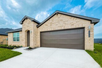4210 Harvest Creek Cr in Fulshear, TX - Building Photo - Building Photo