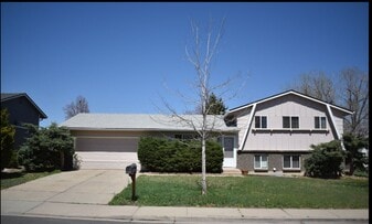 1570 S Salida Way in Aurora, CO - Building Photo