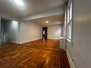 290 Fulton Ave in Jersey City, NJ - Building Photo - Building Photo