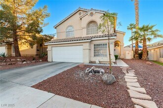 217 Cimarron Village Way in Henderson, NV - Building Photo - Building Photo
