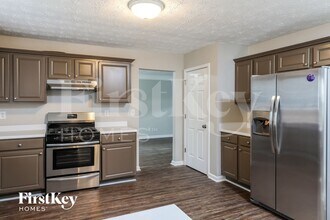 1213 Lakeview Cove Dr in Grayson, GA - Building Photo - Building Photo