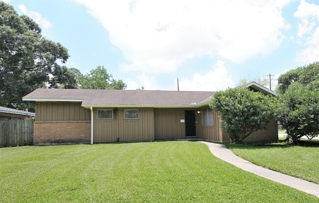 property at 4629 Carleen Rd