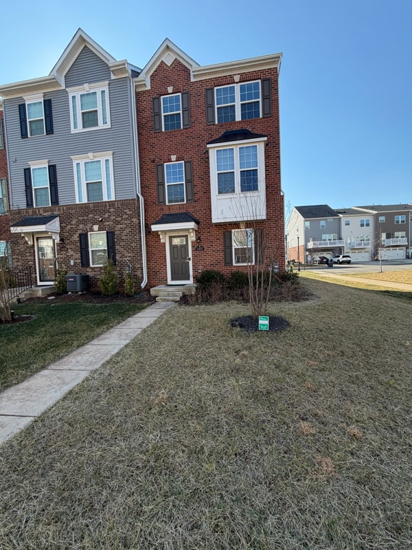 property at 11407 Willow Green Cir