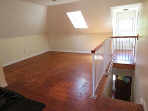 1072 River St, Unit 5 in Boston, MA - Building Photo - Building Photo