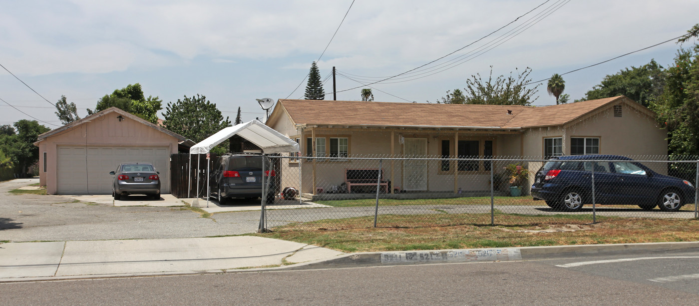 5211-5217 Hammill Rd in El Monte, CA - Building Photo