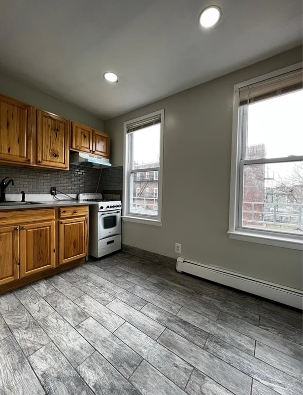 139 Lake Ave in Clifton, NJ - Building Photo - Building Photo