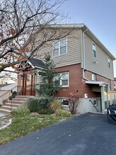 97 Charger St, Unit #1 in Revere, MA - Building Photo - Building Photo