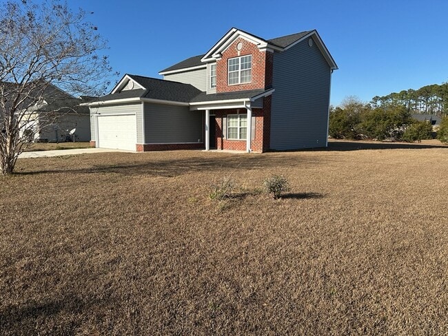 property at 10 Evergreen Oak Dr