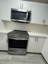 3720 N Pine Island Rd in Sunrise, FL - Building Photo