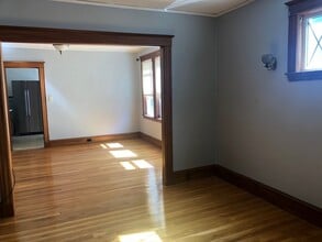 100 Egerton Rd in Arlington, MA - Foto de edificio - Building Photo