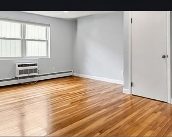 31 Montvale Ave in Woburn, MA - Building Photo - Building Photo