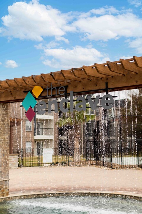 The Enclave Student Housing in College Station, TX - Foto de edificio