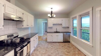 110 Greenbrier St in Boston, MA - Foto de edificio - Building Photo