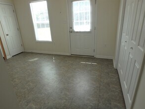 43 Wolf Creek Ln in Lillington, NC - Building Photo - Building Photo