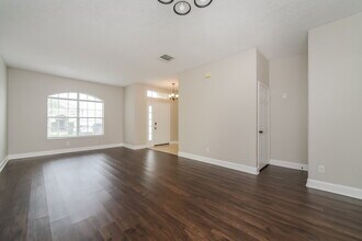 14677 Kristenright Ln in Orlando, FL - Building Photo - Building Photo