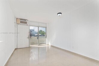 1685 Jefferson Ave, Unit 19 in Miami Beach, FL - Building Photo - Building Photo