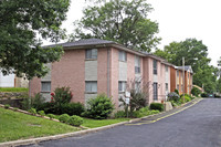 Shirley Gardens in St. Louis, MO - Building Photo - Building Photo