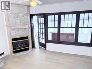 1132 Spears Rd in Fort Erie, ON - Building Photo - Building Photo