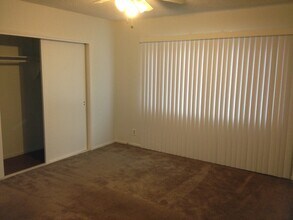 11661 Ohio Ave, Unit #3 in Los Angeles, CA - Building Photo - Building Photo