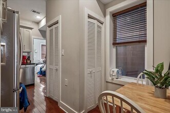 30 Hanover Pl NW in Washington, DC - Building Photo - Building Photo