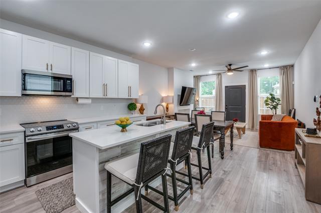 2325 Budd St in Dallas, TX - Building Photo - Building Photo