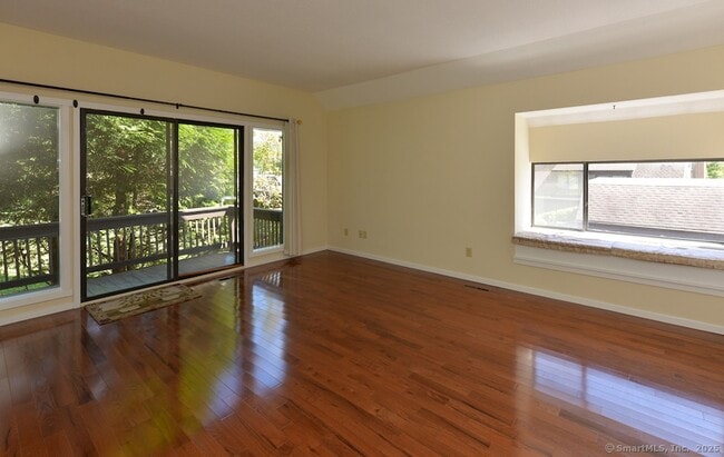 186 Heritage Vlg, Unit 4306 in Southbury, CT - Building Photo - Building Photo