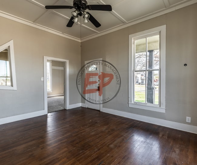 2300 Washington Ave in Waco, TX - Building Photo - Building Photo