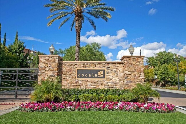 2866 Escala Cir in San Diego, CA - Building Photo - Building Photo