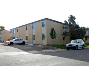 5368-5388 S Fox St in Littleton, CO - Foto de edificio - Building Photo