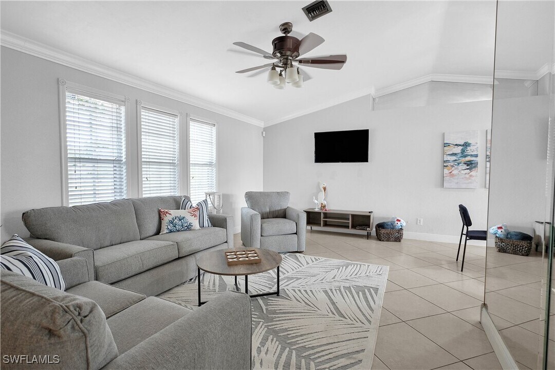 1503 Hancock Bridge Pkwy in Cape Coral, FL - Building Photo