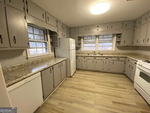 4035 S Bogan Rd in Buford, GA - Building Photo - Building Photo