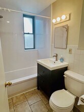 1412 Commonwealth Ave, Unit 4 in Boston, MA - Building Photo - Building Photo