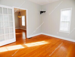 2873 Cheney St in Atlanta, GA - Foto de edificio - Building Photo