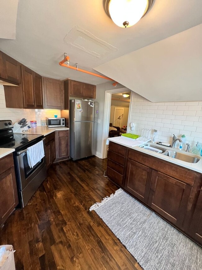 property at 3104 Lyndale Ave S