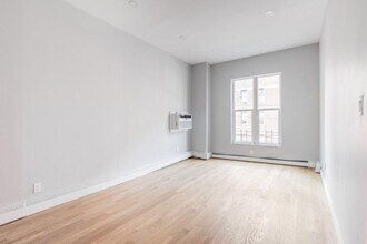 444 Cyrus Pl in Bronx, NY - Building Photo - Building Photo