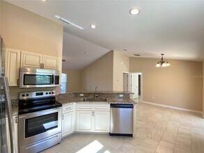 572 Marion Oaks Trail in Ocala, FL - Foto de edificio - Building Photo