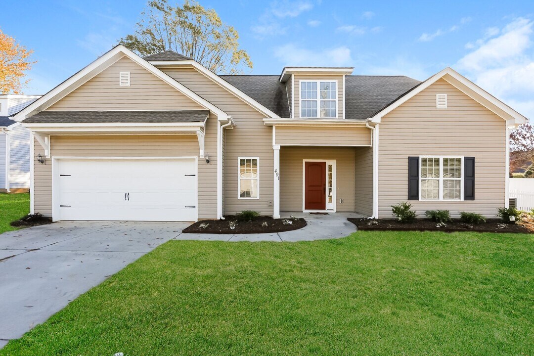 491 Will-Etta Pl NW in Concord, NC - Building Photo