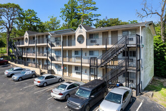 Providence Pointe in Tallahassee, FL - Foto de edificio - Building Photo