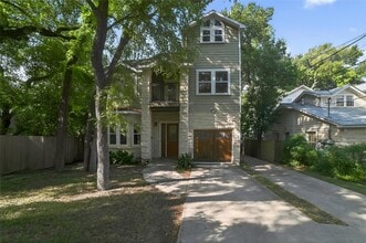2003 Griswold Ln, Unit #4 in Austin, TX - Building Photo - Building Photo