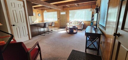 573 Seneca Dr in South Lake Tahoe, CA - Building Photo - Building Photo