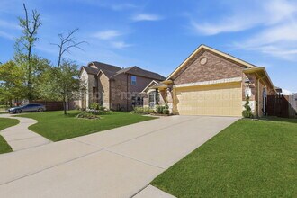 212 Fallow Buck Ct in Conroe, TX - Building Photo - Building Photo