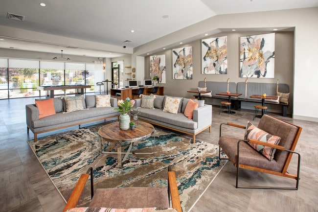 Horizons at South Meadows in Reno, NV - Building Photo - Building Photo